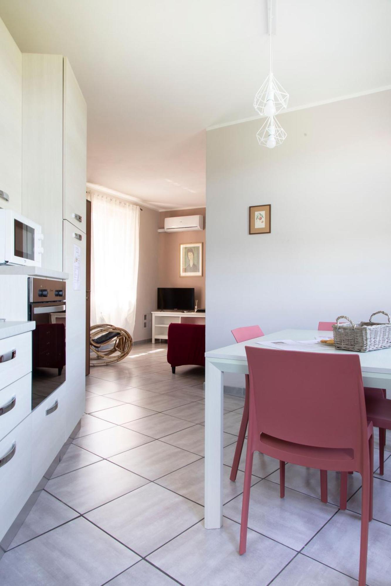 Casa Graziella- Appartamenti Vacanze Portacomaro Exteriör bild