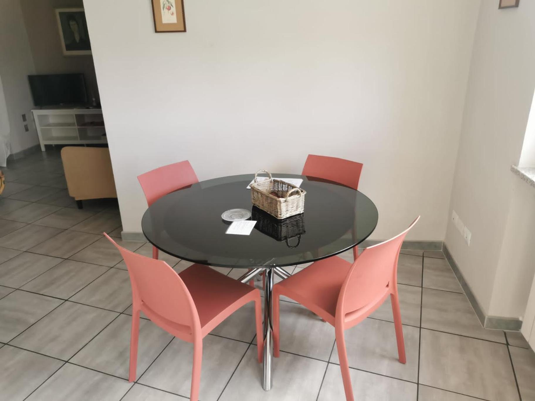 Casa Graziella- Appartamenti Vacanze Portacomaro Exteriör bild